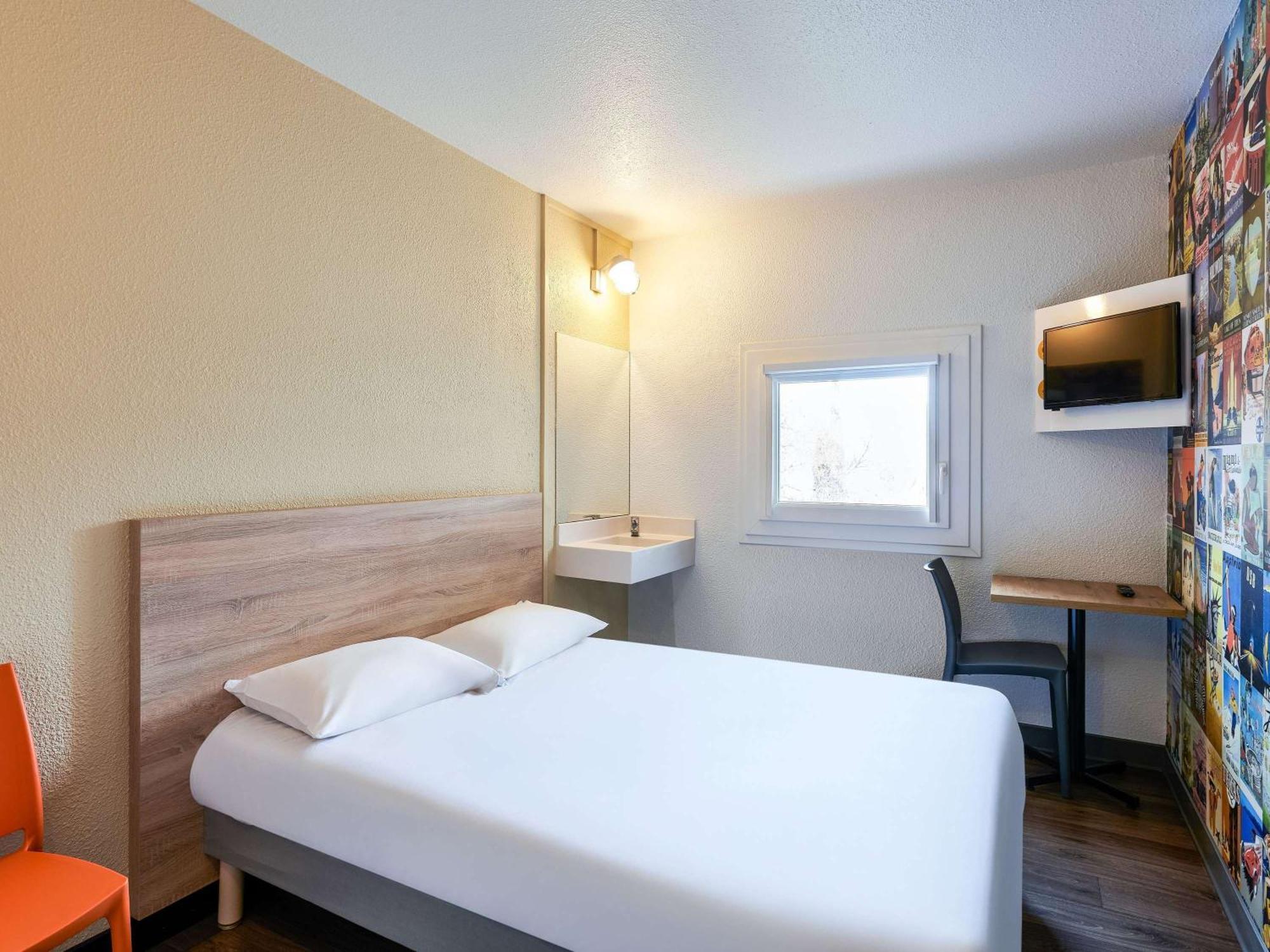 Hotelf1 Chambery Nord Renove Exterior photo