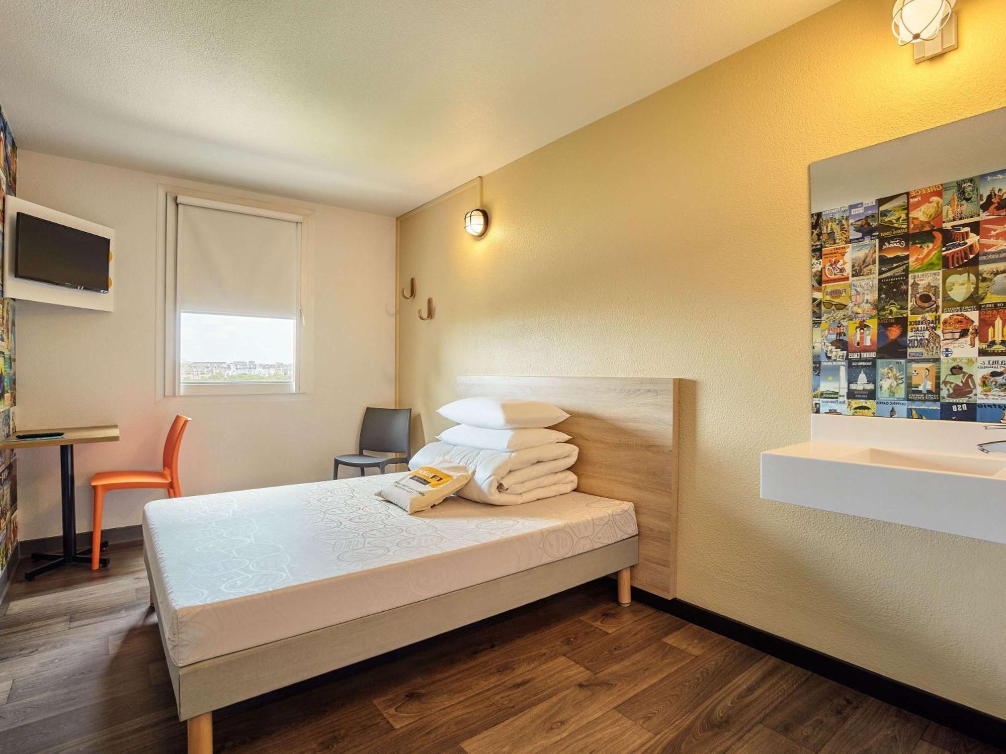 Hotelf1 Chambery Nord Renove Exterior photo
